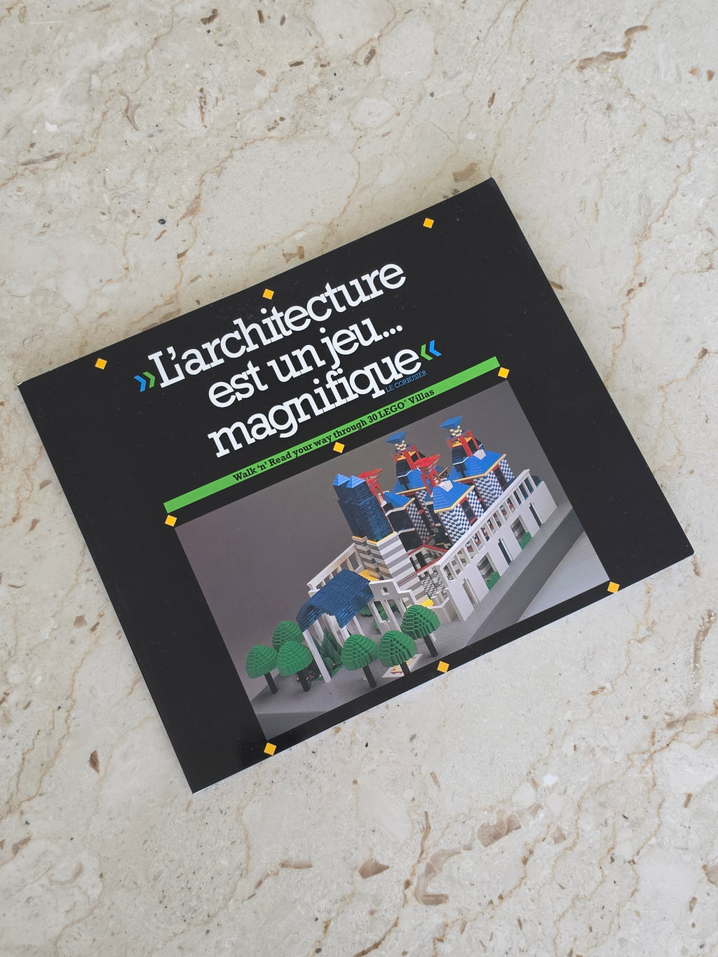 Vintage 1986 LEGO L’Architecture est un Jeu Magnifique Exhibition Catalog